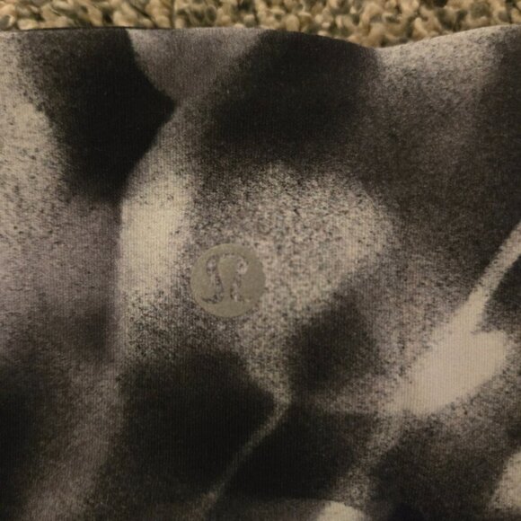 Lululemon Train Times 7/8 Pants Blush Blossom Alpine White Black 4 - Picture 5 of 6